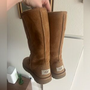 Classic tall Uggs - like new